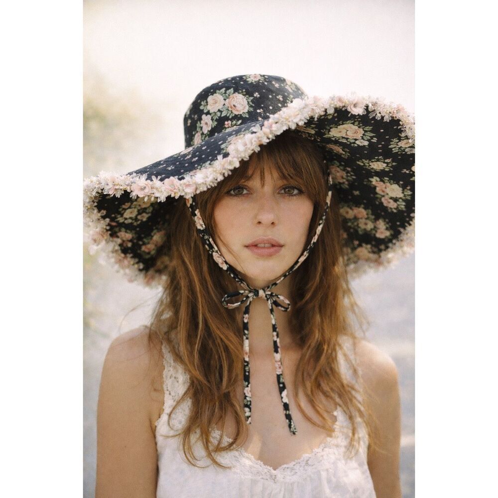 Capitanna X Anthro Reversible Floral Maxi Bucket Hat Raw Edge Sun Hat, NWT